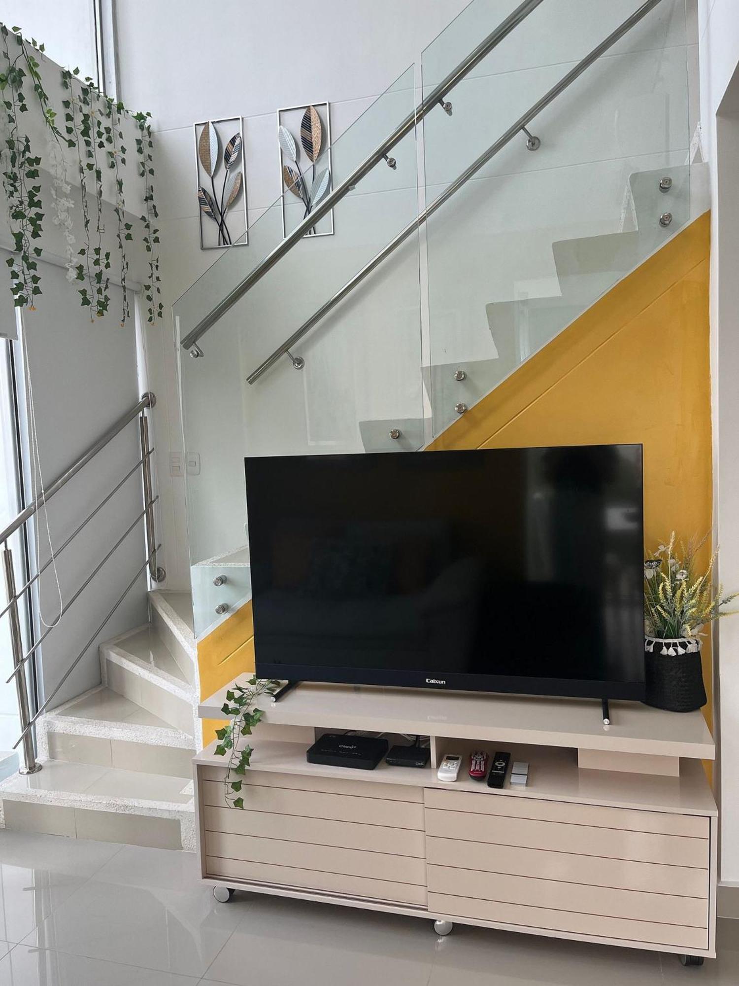 Charming Loft Near The *